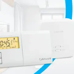 Jak ustawić sterownik Salus? Biały termostat z wyświetlaczem pokazuje godzinę 20:45 i temperaturę 21.4°C. Obok odbiornik z przełącznikami.